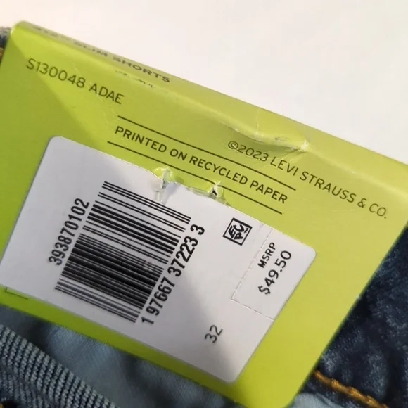 Levi's Classic Blue Denim Shorts32 W MRSP $50 - Picture 4 of 8